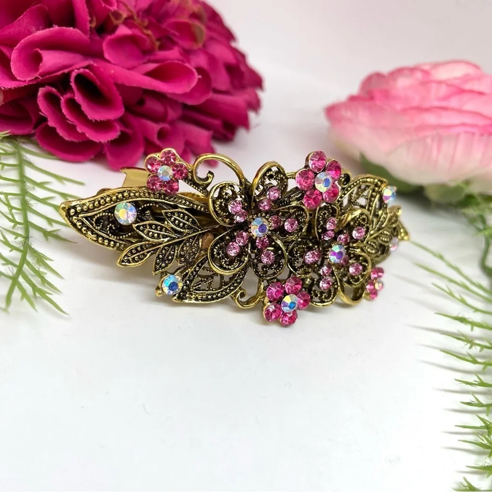 NEW⚜️Vintage Style Filigree Floral Crystal Embellished Hair Clip